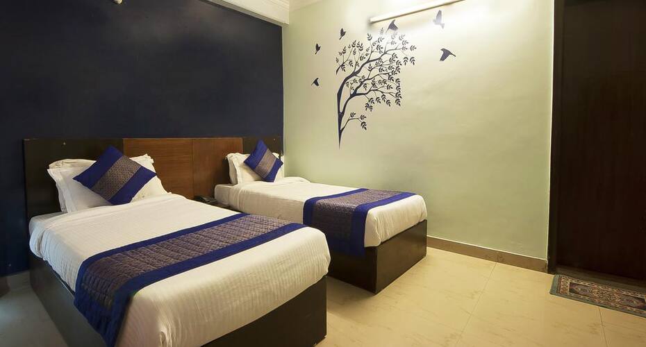 Test Hotel Aditya Inn, Gadag 4